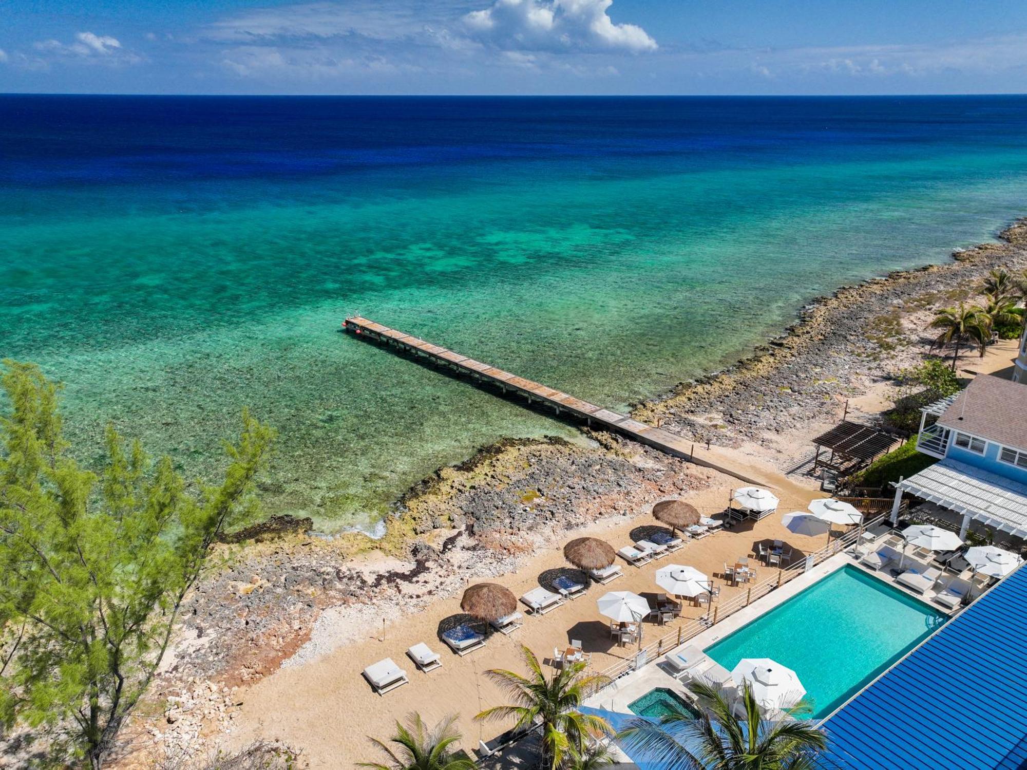 Cobalt Coast Resort West Bay Екстер'єр фото