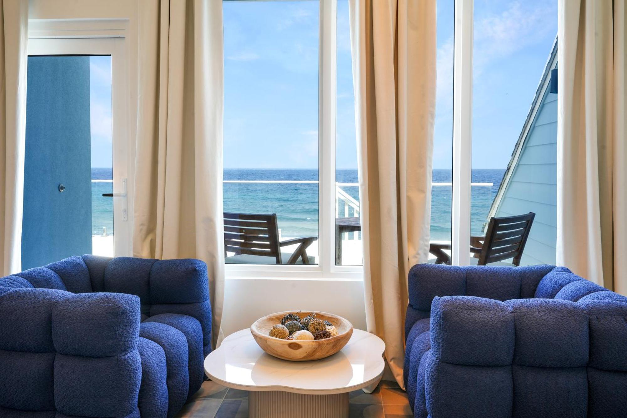 Cobalt Coast Resort West Bay Екстер'єр фото