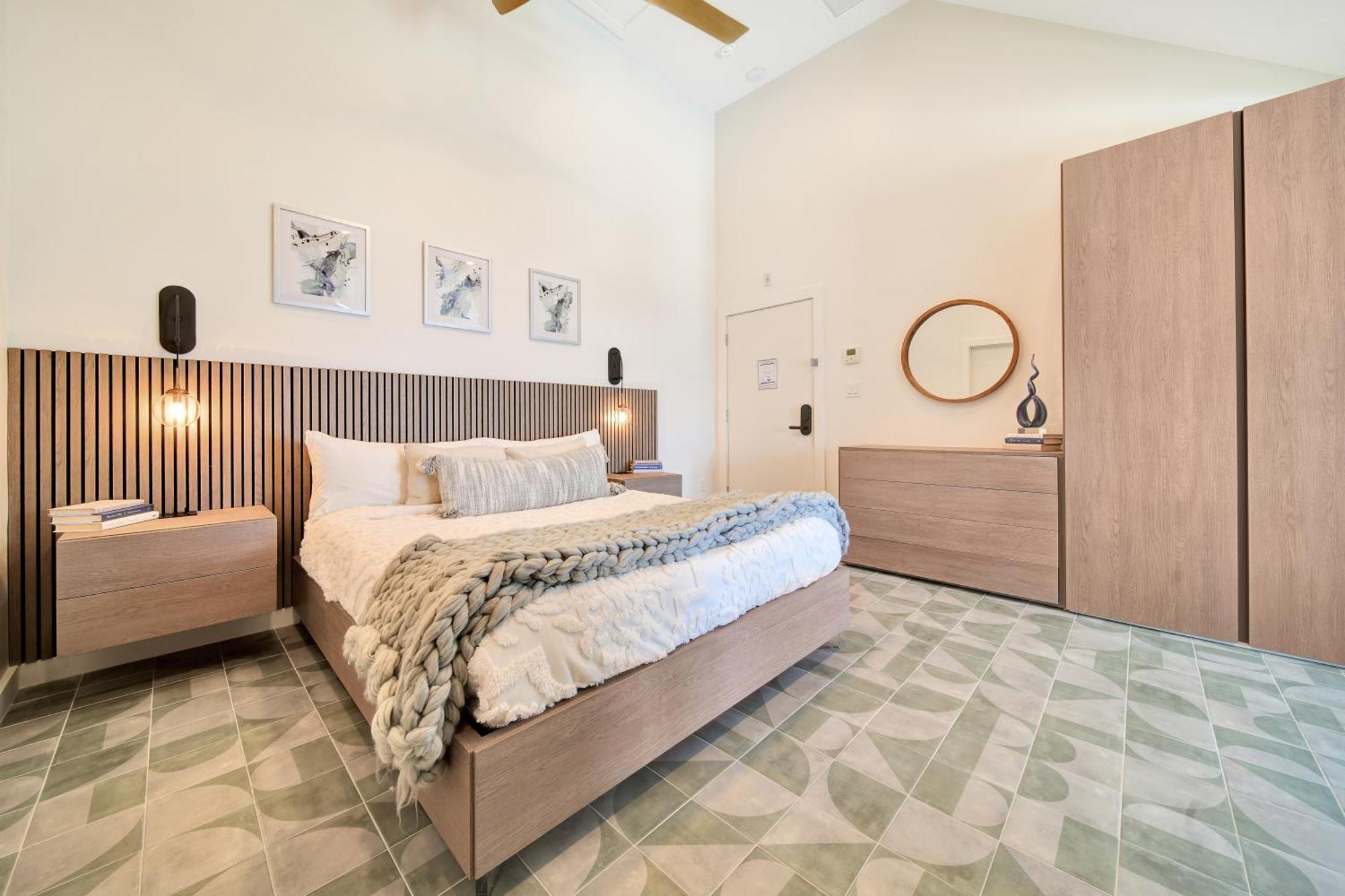 Cobalt Coast Resort West Bay Екстер'єр фото